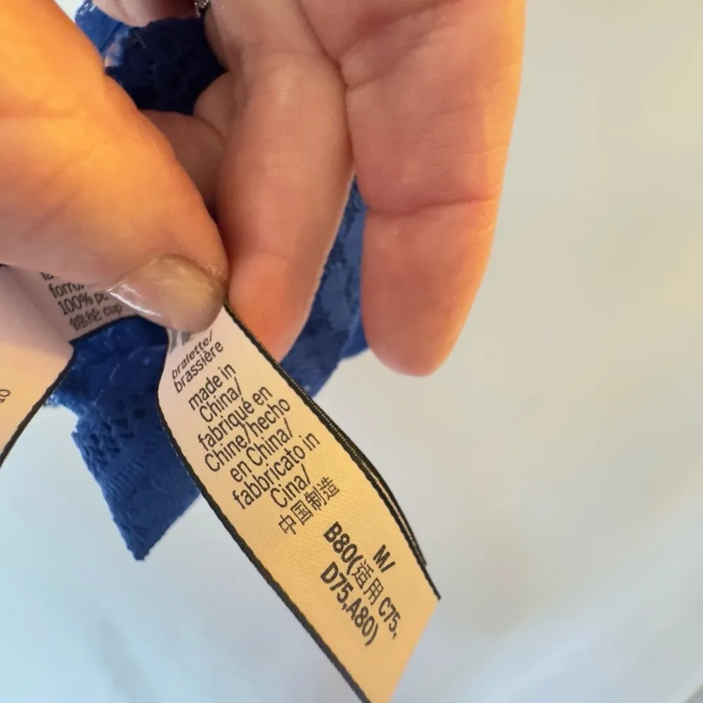 Victoria’s Secrets Lace, Racerback, Navy Blue Bralette, Medium - Image 10