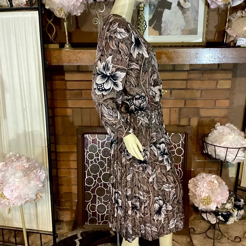 VINTAGE 1980'S ALEXIS FASHIONS BROWN & BLACK FLORAL PRINT (L) Size L - Image 4