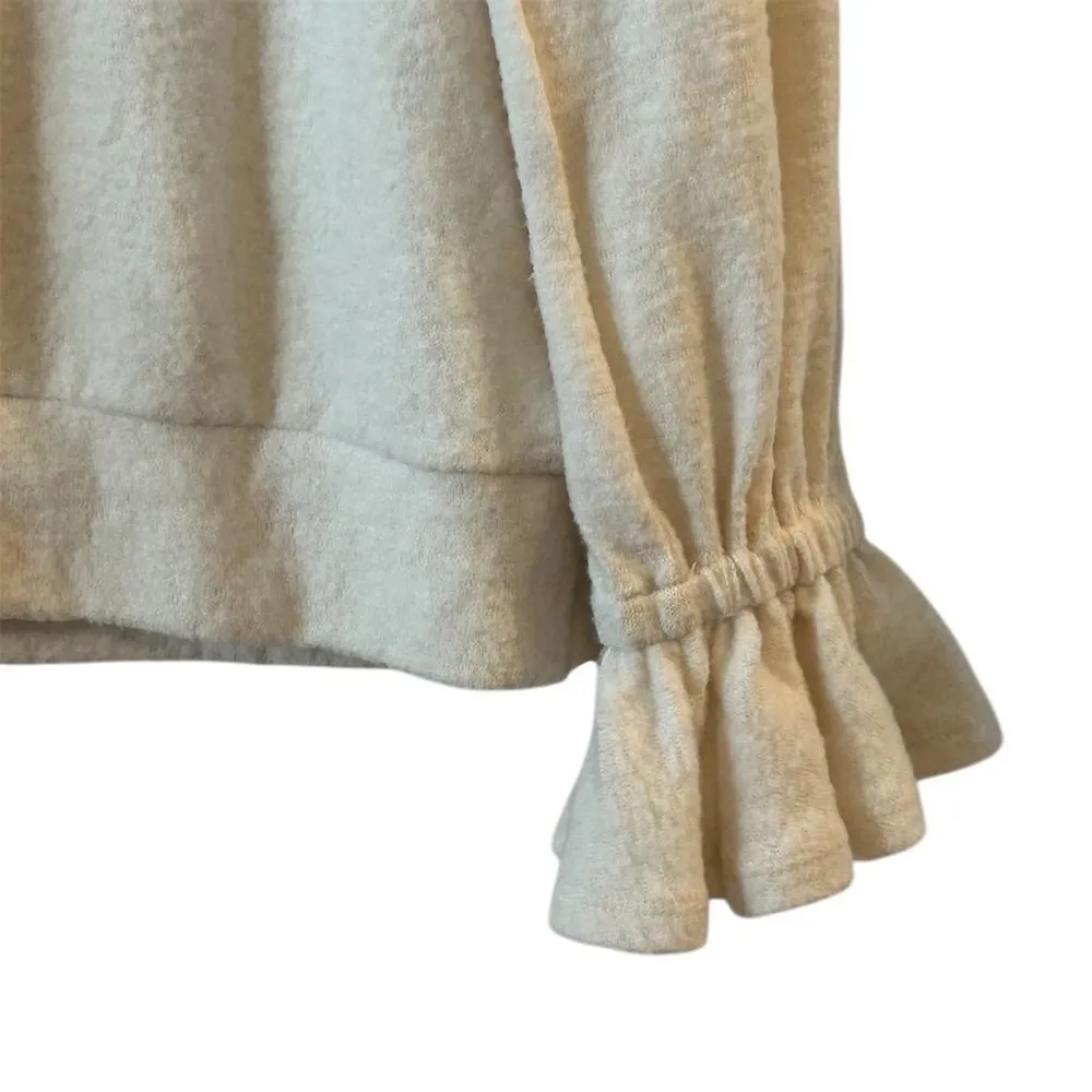 Anthropologie Eri + Ali Women's Ruffle Sleeve Cream Sweater Soft Fuzzt Size S - Image 4