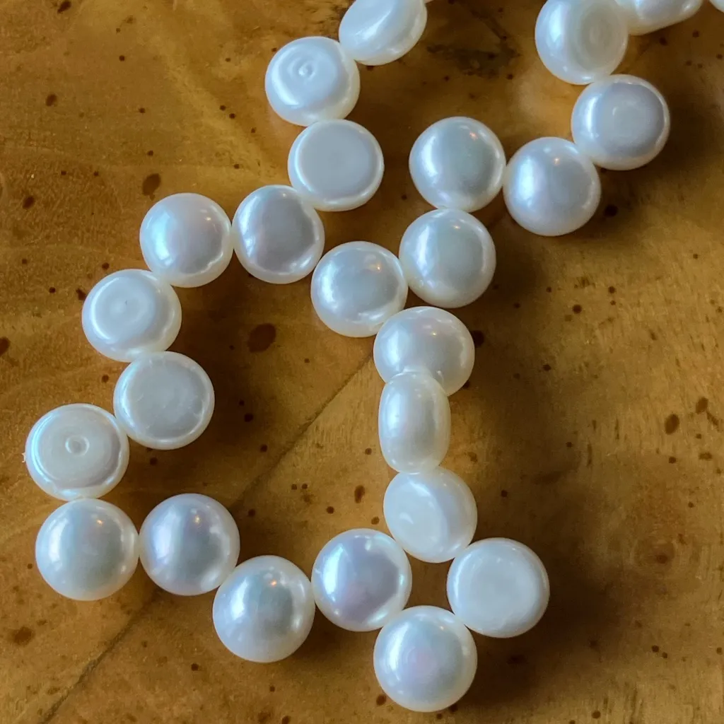 White Freshwater Pearl Necklace Size 18 - Image 8