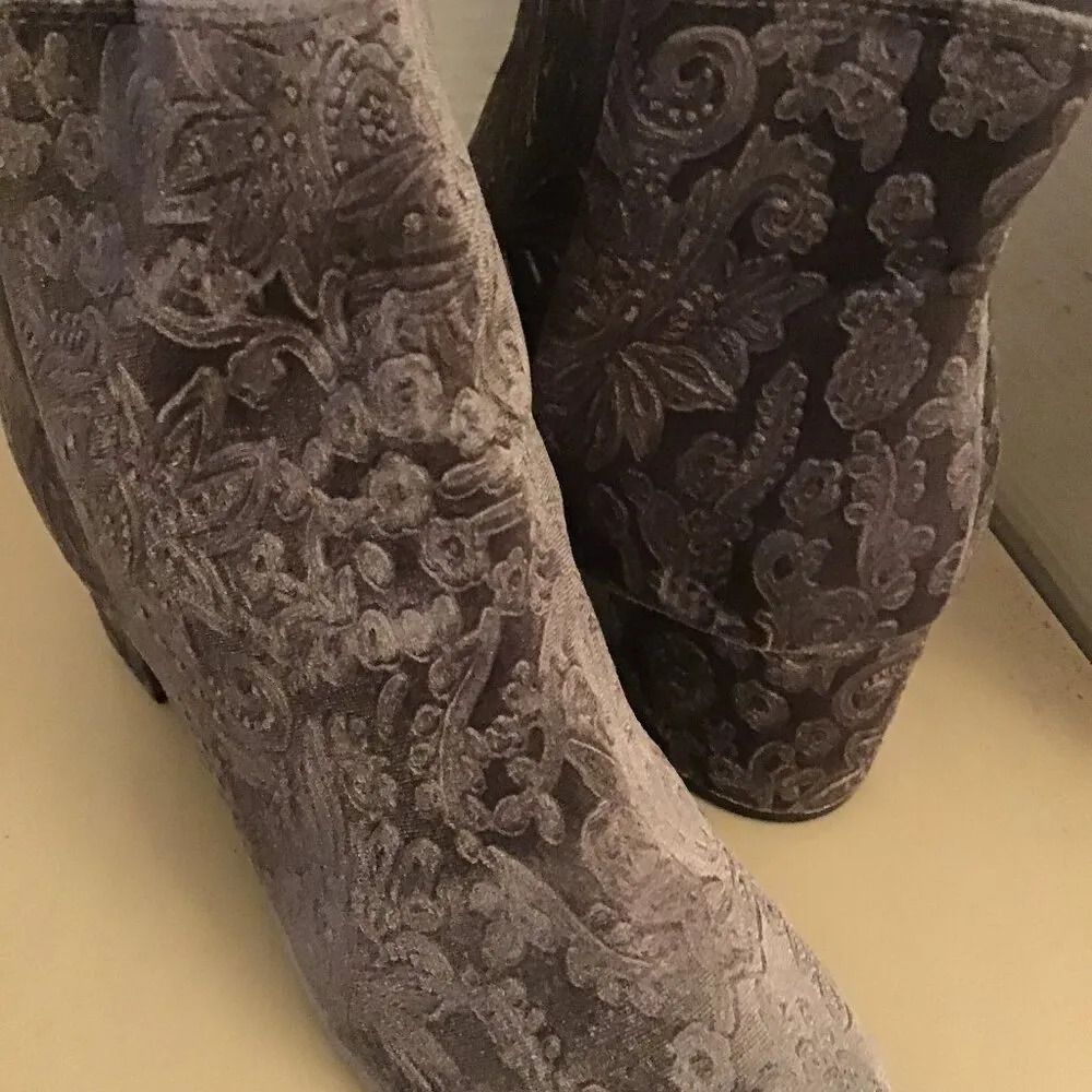 Zigi Soho women gray paisley velvet heel boots US 9.5 - Image 12