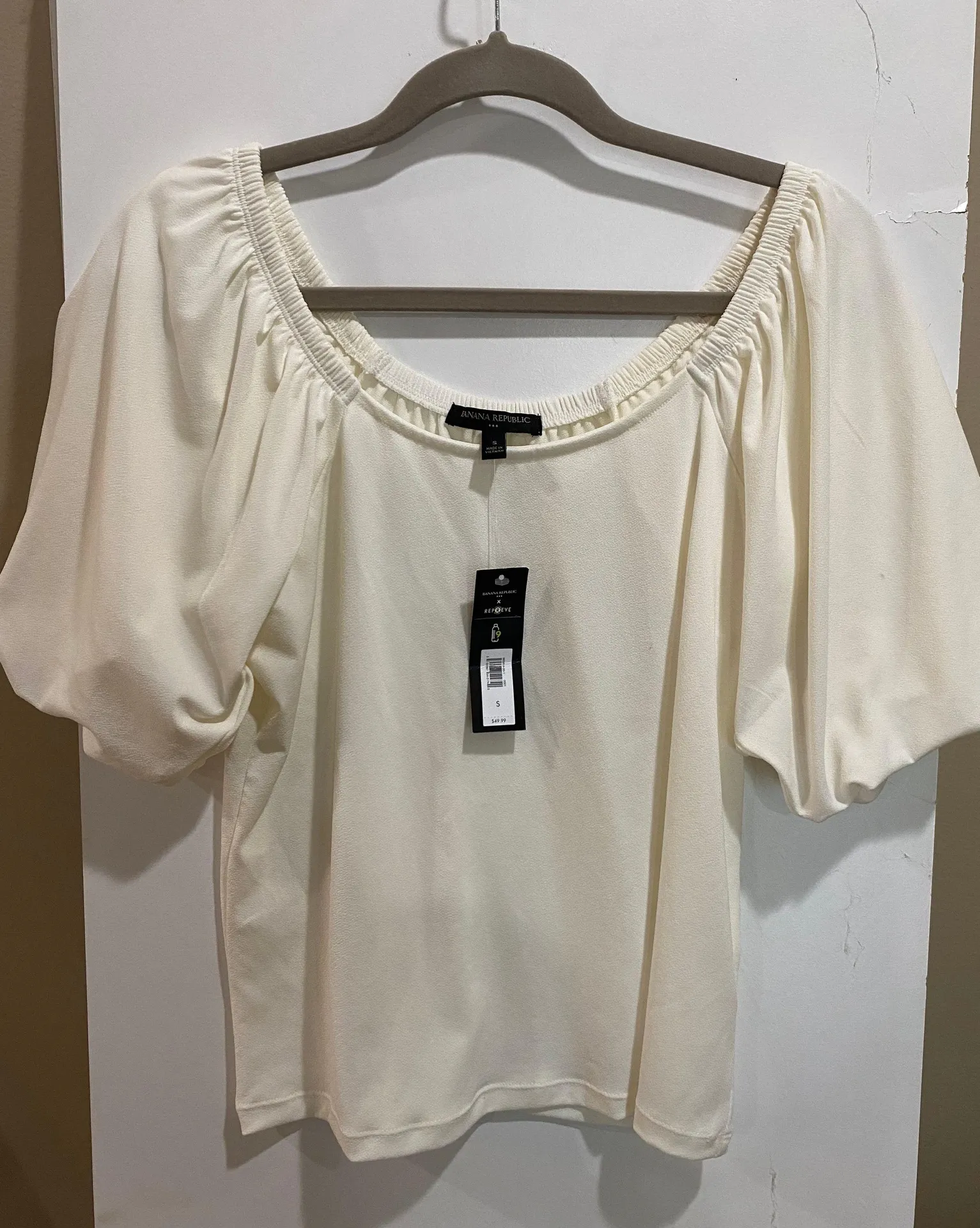Banana Republic Crepe Top - Image 2