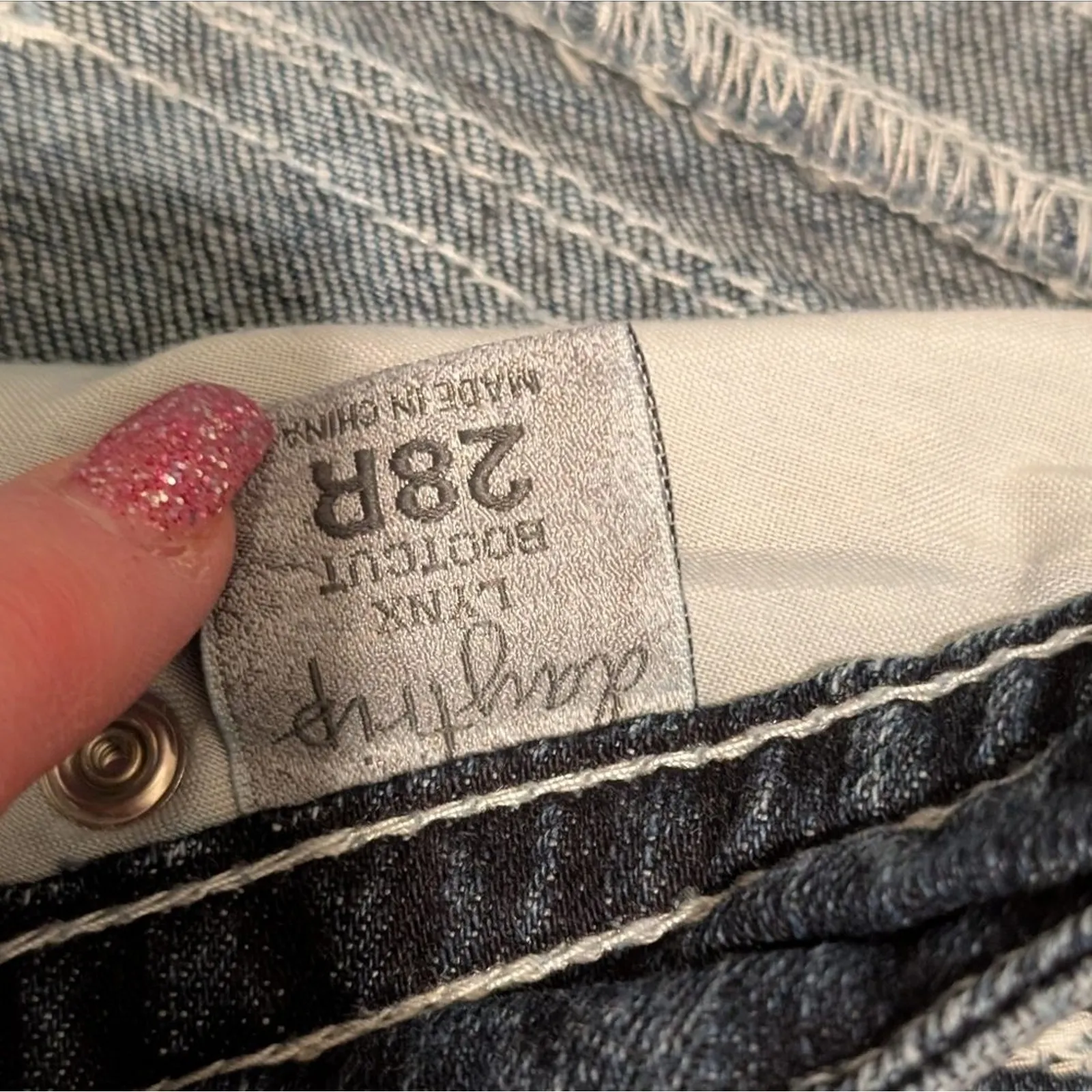 Daytrip 28 Lynx Bootcut Jeans Faded‎ Wash Denim Boot Leg The Buckle - Image 5