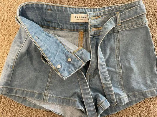 Jean Shorts - Image 3