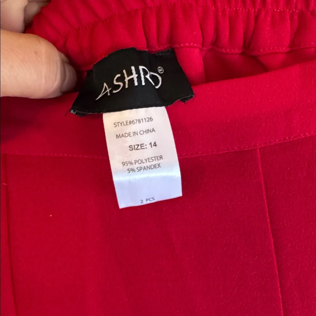 Ashro Elegant Red Lace Set Size 14 - Image 3