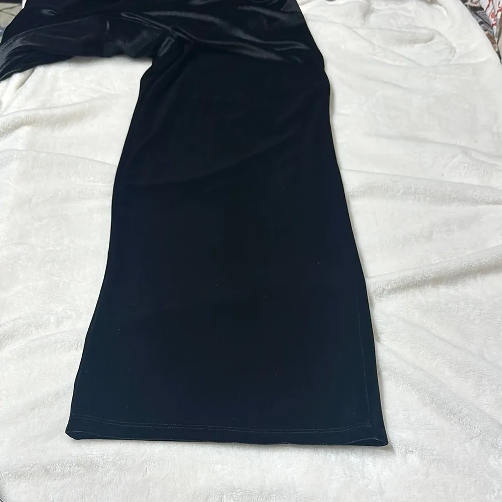 Worthington Black Sleeveless Jumpsuit for Cocktail Nights - Image 11