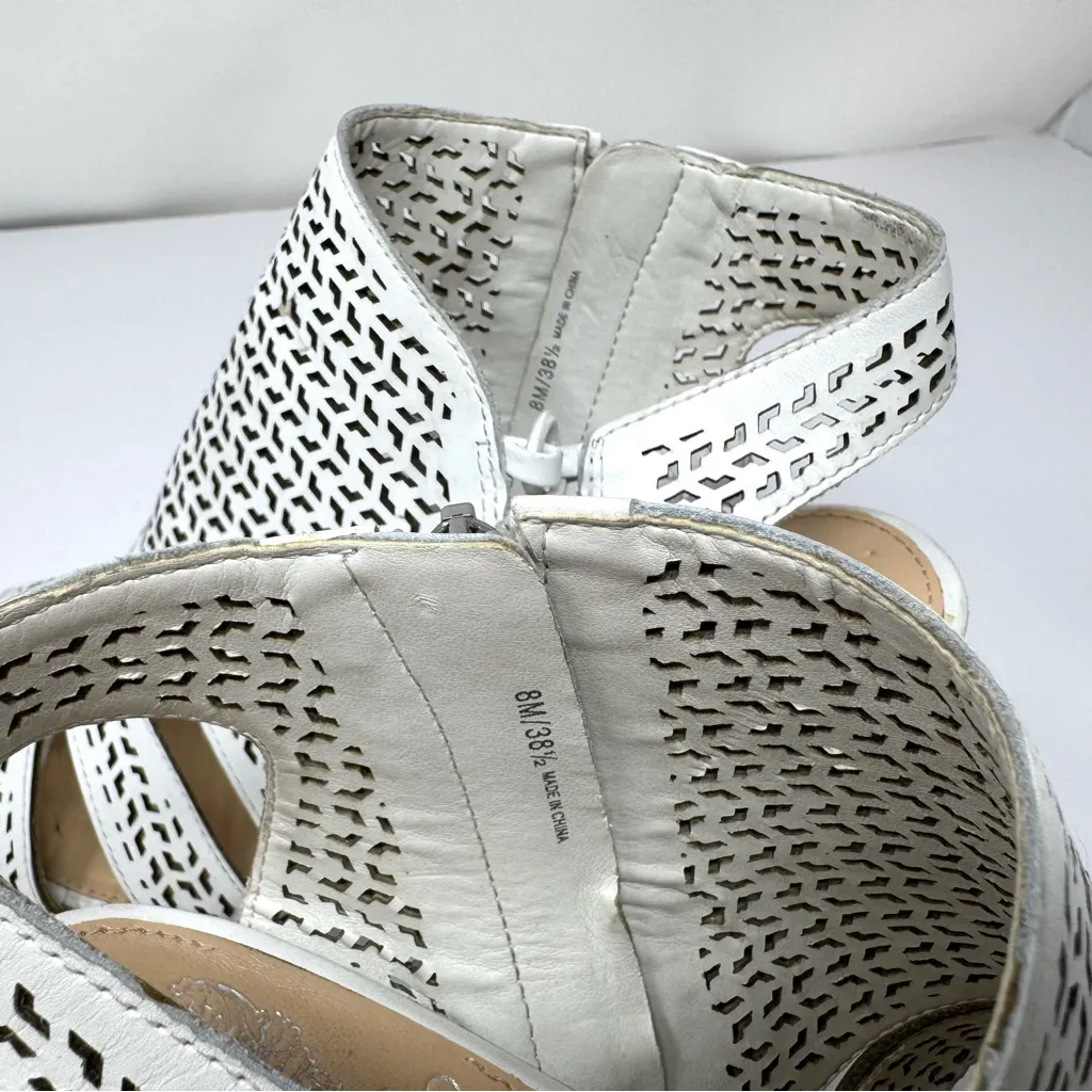 VINCE CAMUTO white mesh / cutout peep toe sandals, size 8 - Image 11