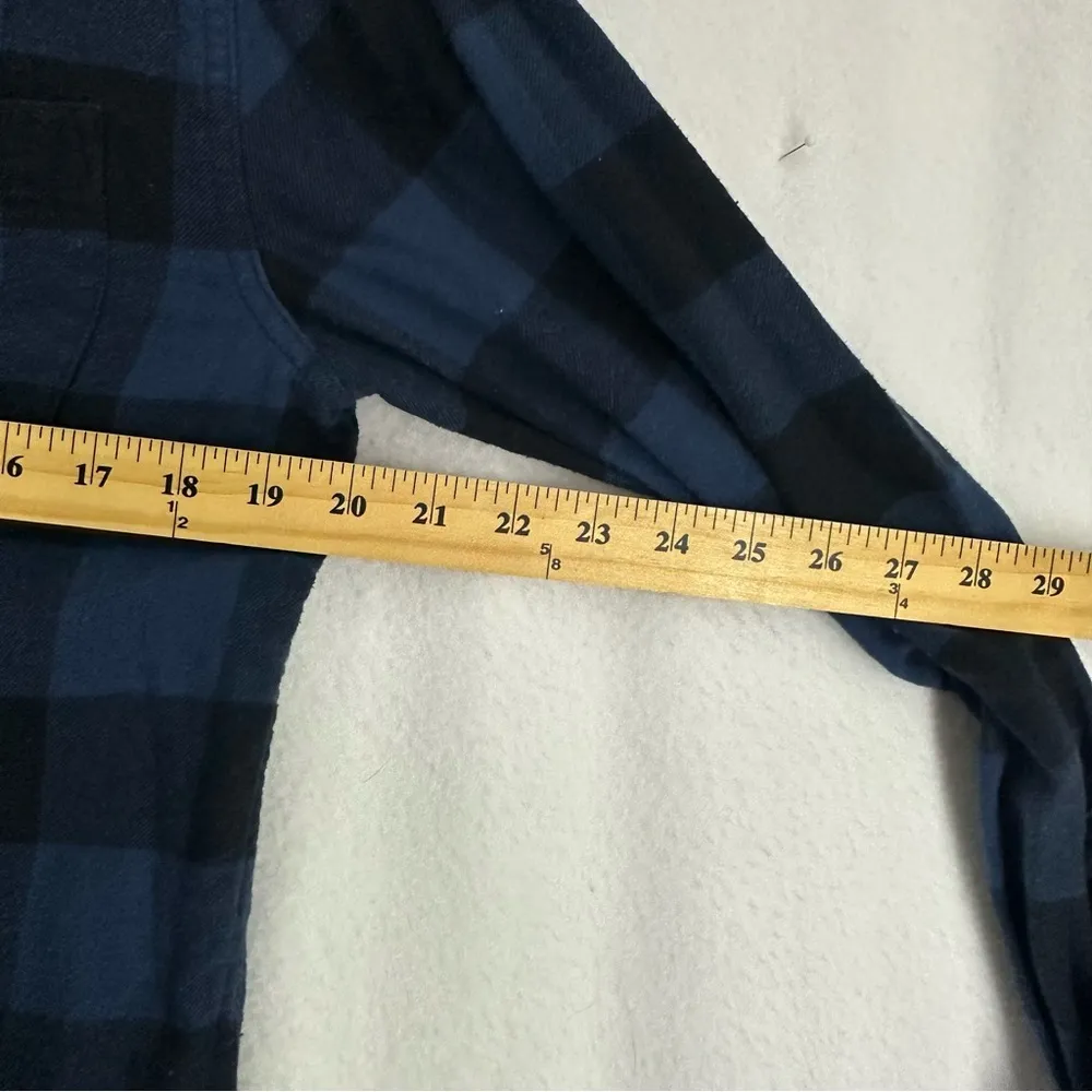 s Checkered Button Down Flannel Women’s Medium Blue - Image 6