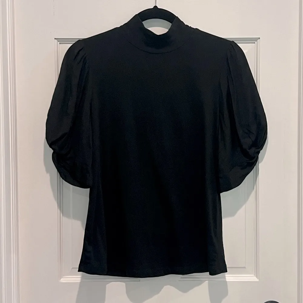 Sanctuary Puff-Sleeve Black Short Sleeve T-Shirt Top Blouse Mock Neck - Small - Image 2