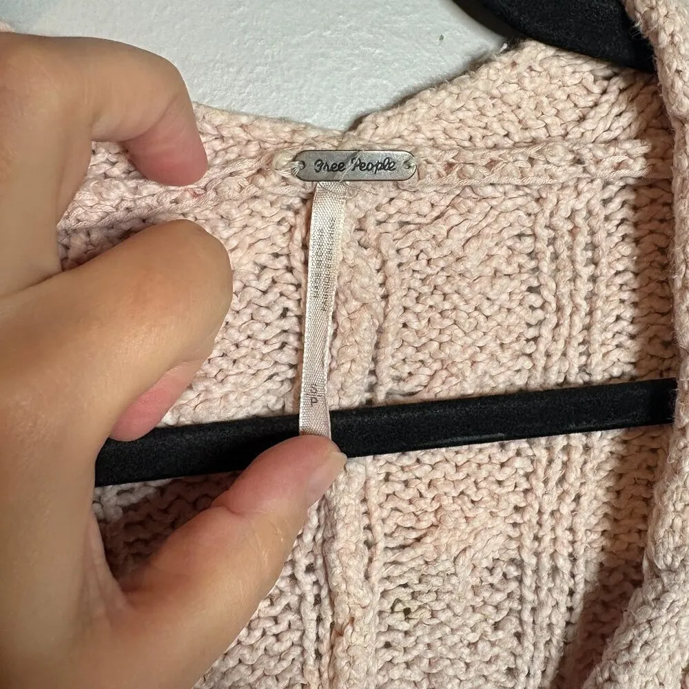 Free People Easy Cable V Neck Sweater in Champagne - Image 4