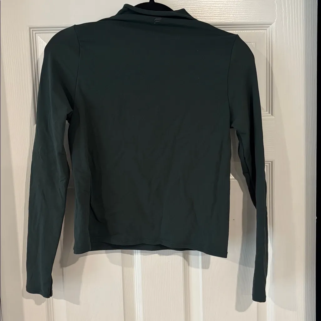 Size large fabletics everpine seamless long sleeve essentials tee - Image 3