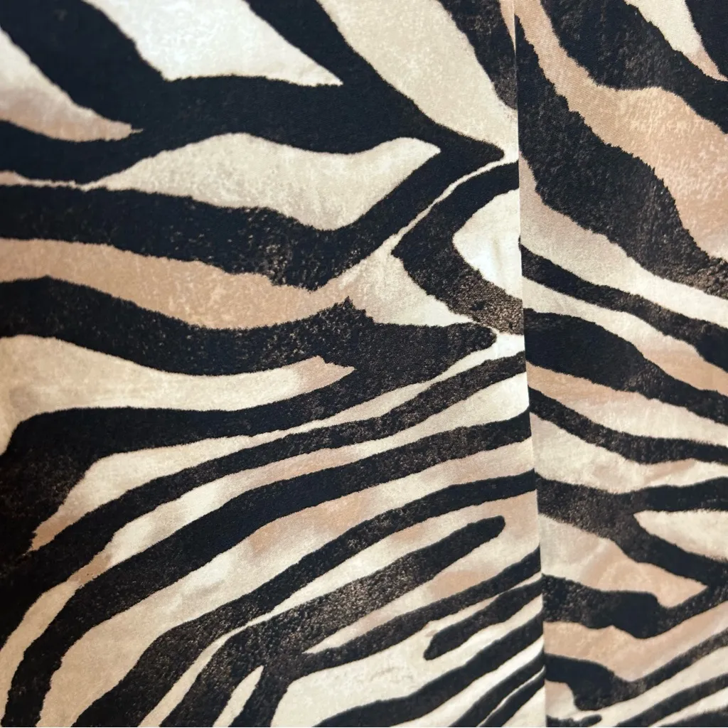 Chico’s Satin Zebra Blazer L / US 12 – Neutral Chic Statement Jacket - Image 10