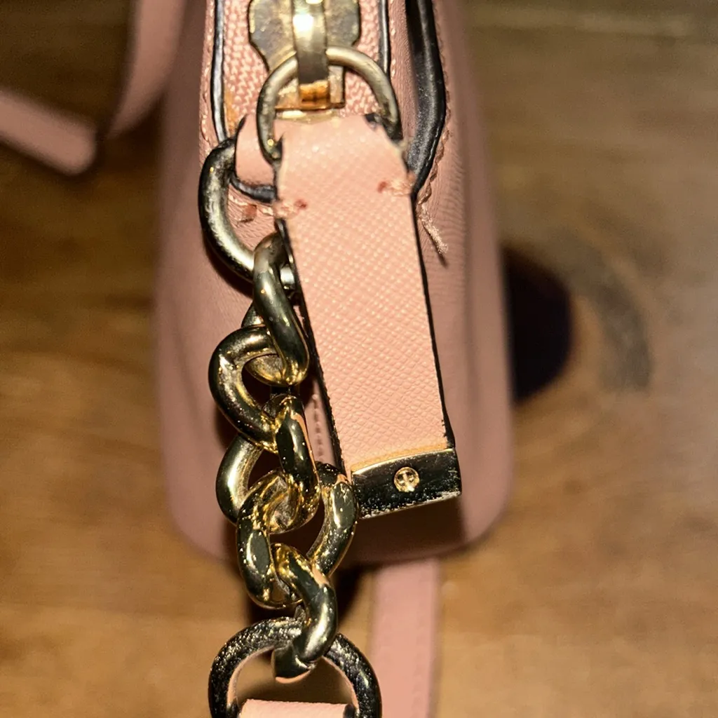 Calvin Klein  Blush Pink Crossbody Geometric Pattern & Gold Hardware - Image 10