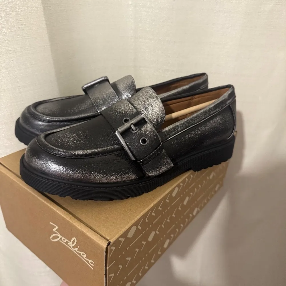 Zodiac Women's Black Renee Loafer Silver Black 8 - Image 5