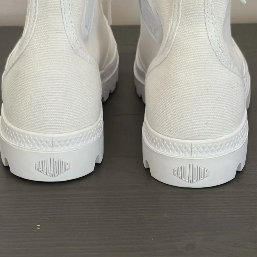 Palladium Pampa Hi Originale High Top Boot White  Mens 7.5 Women’s 9 - Image 9