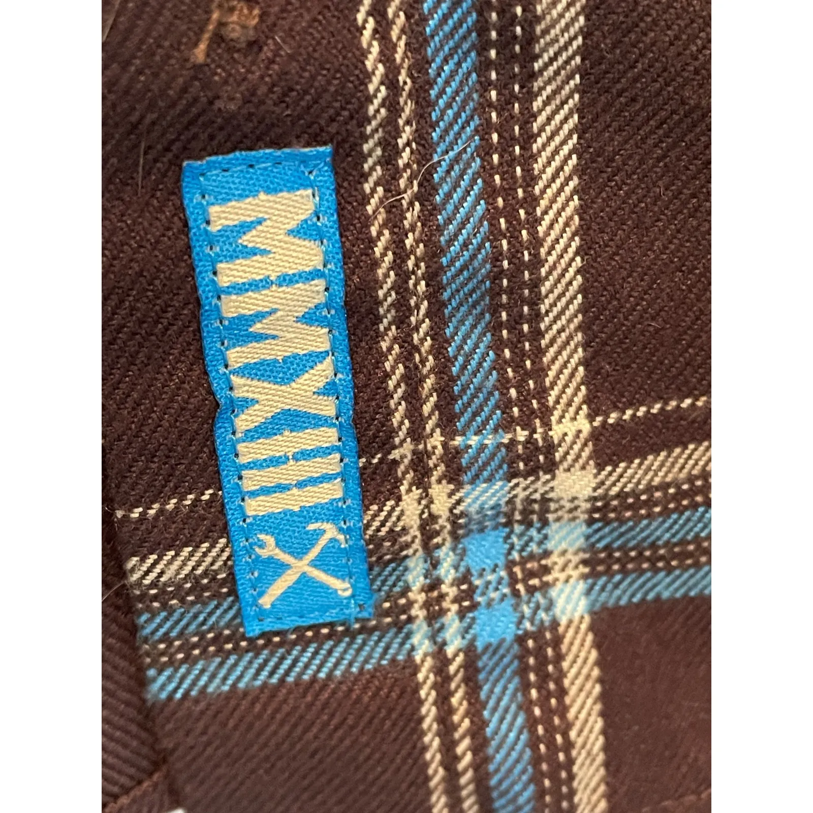Dixxon Apache Anniversary Edition Brown Plaid Flannel Shirt size Medium - Image 7