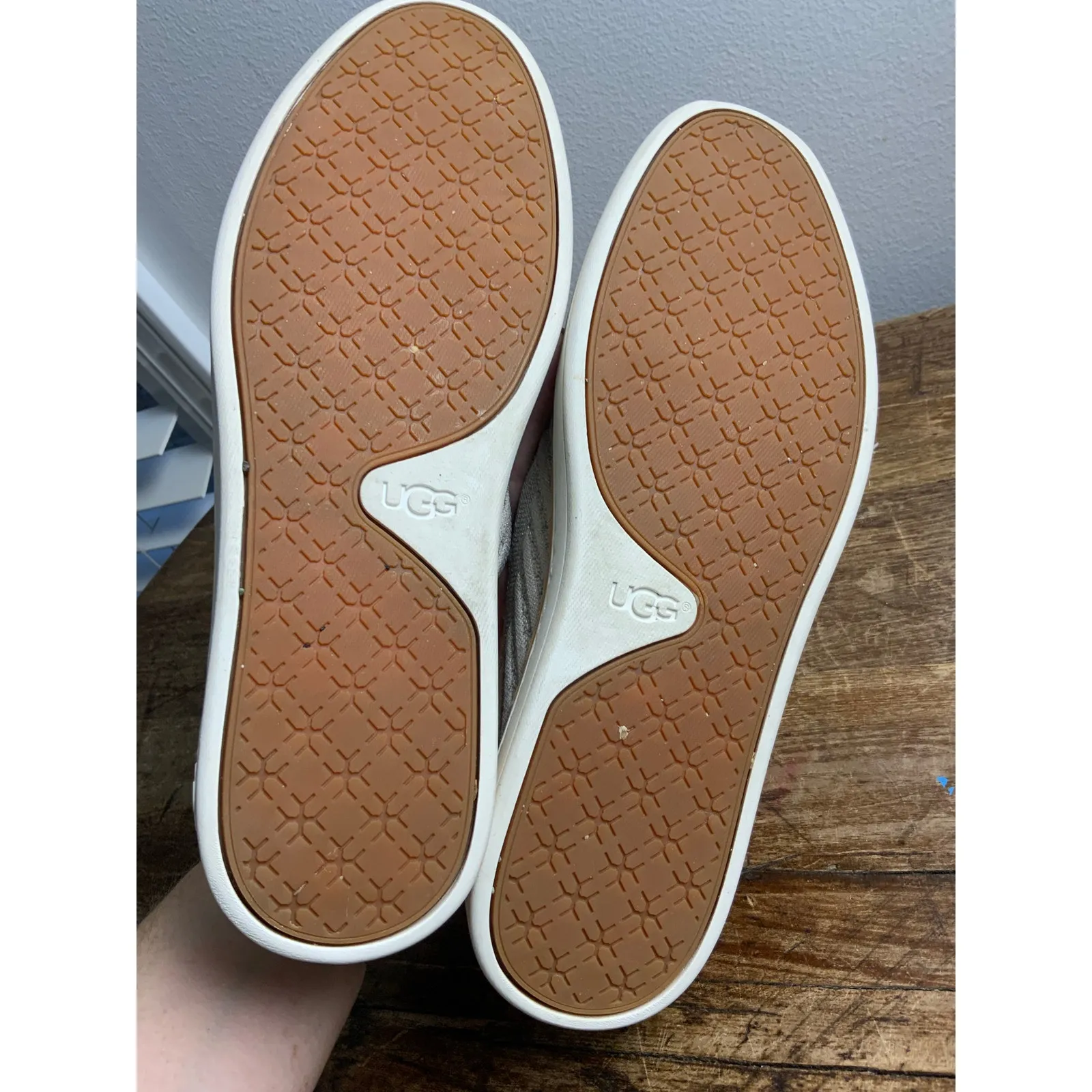 Ugg Sammy Chevron Knit Slip-on Sneakers size 8.5 - Image 7