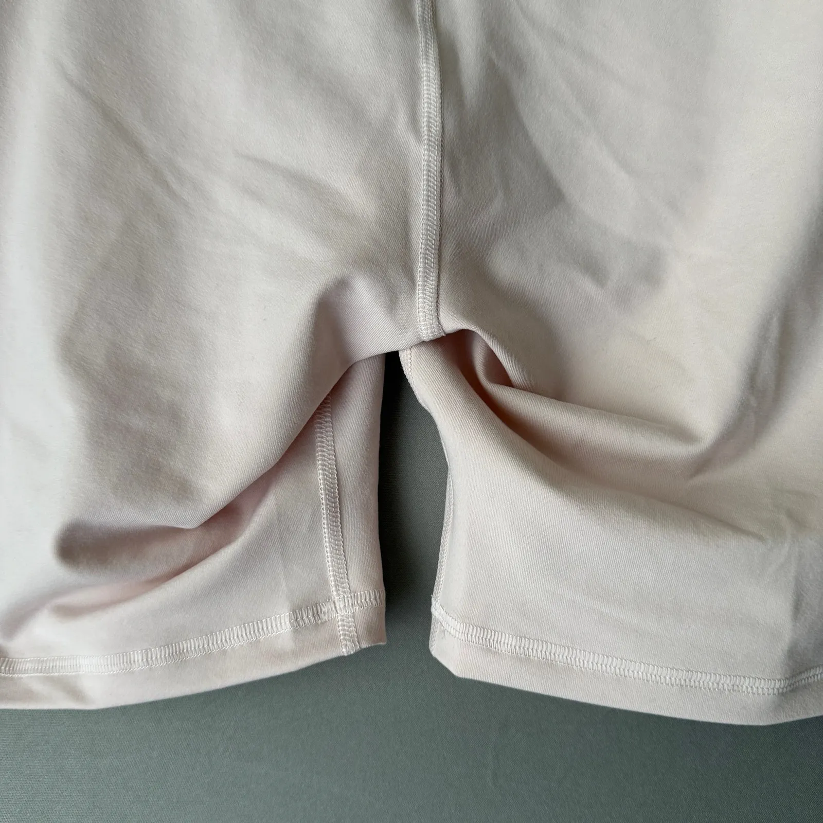 Old Navy sz S light‎ pink active shorts NWT - Image 9