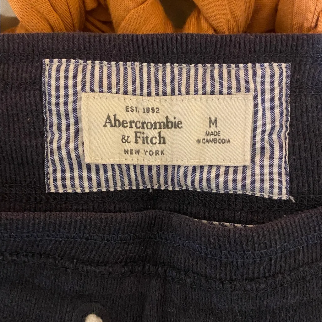 Abercrombie & Fitch Vintage Women’s Sweatpants Capri Joggers - Image 2