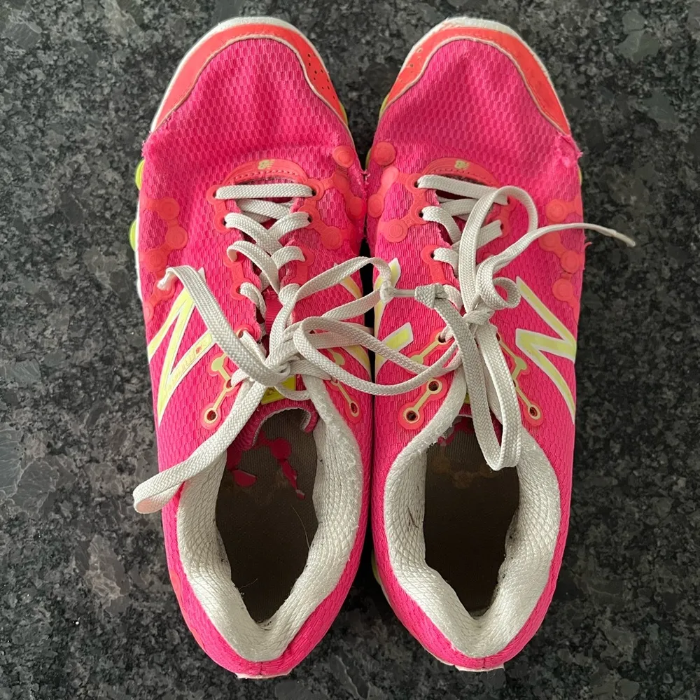 new balance | Women's Minimus Ionix W3090 Running Shoes size 8 bright pink - Image 3