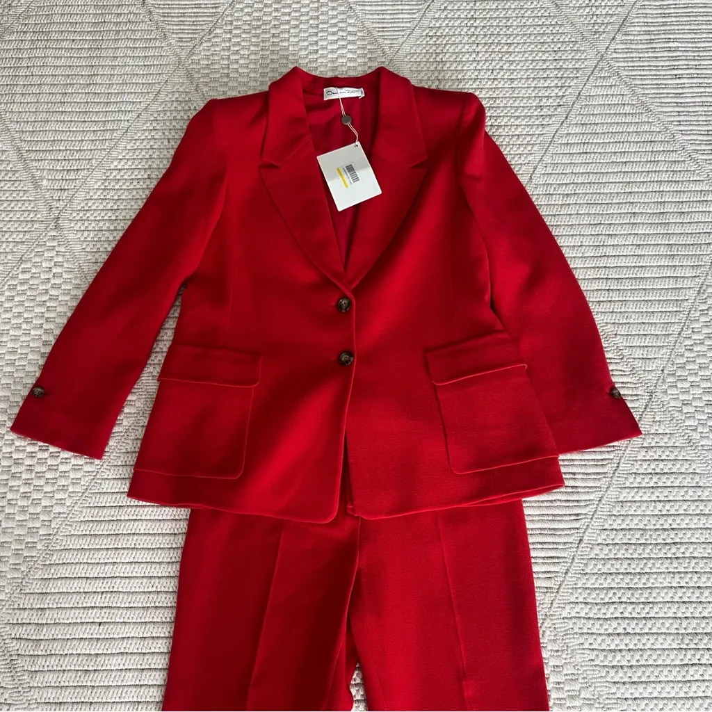 Oscar de la Renta Vibrant Red Pantsuit - Image 2