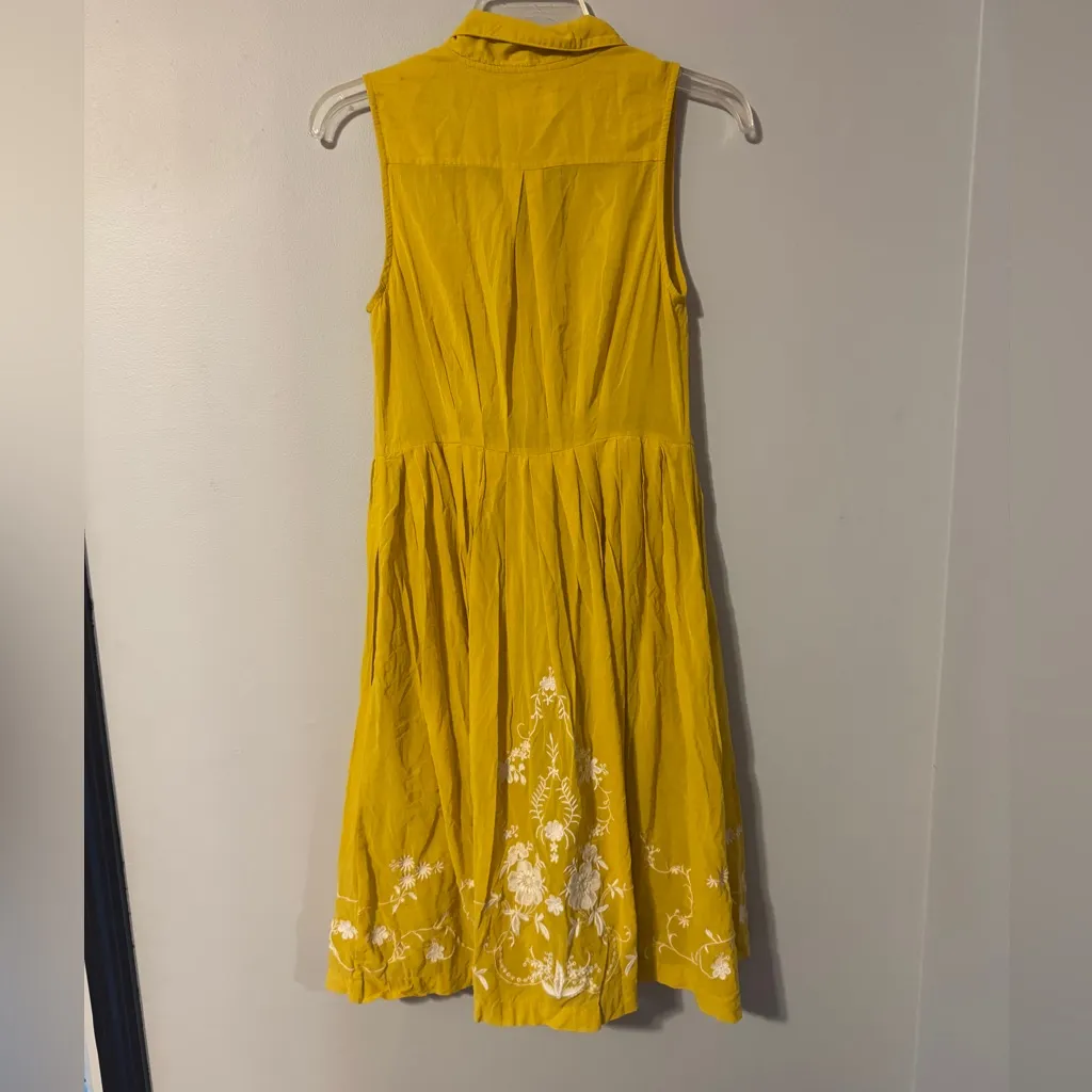Moulinette Soeurs Vetements Sleeveless Button Down Collared Vibrant Yellow Dress - Image 7