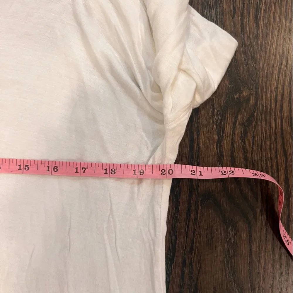 Club Monaco White Long Sleeve Tee - Image 7