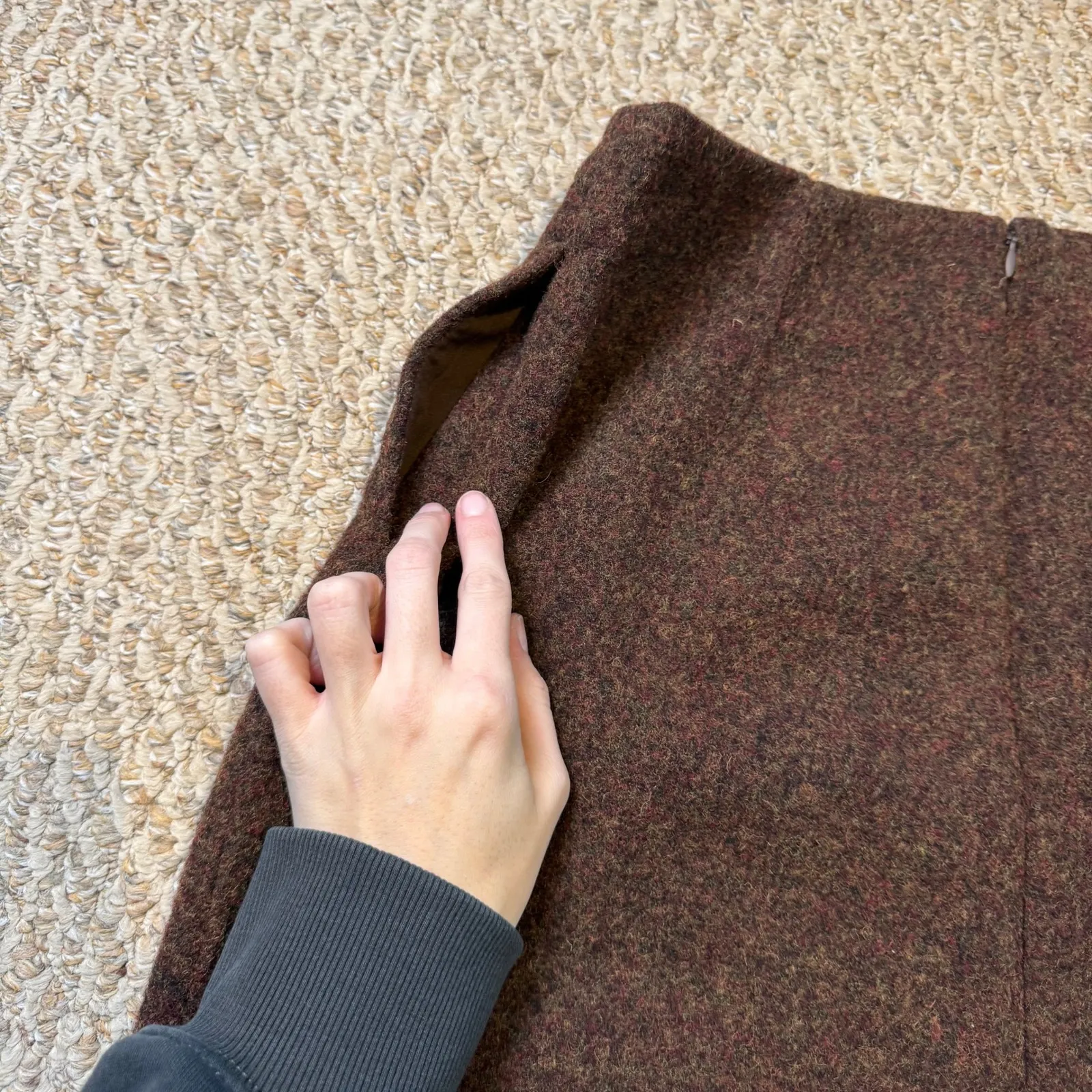 UNIQLO Women's Wool Blend A-Line Mini Skirt Brown Size 8 Academia Preppy Trendy - Image 8