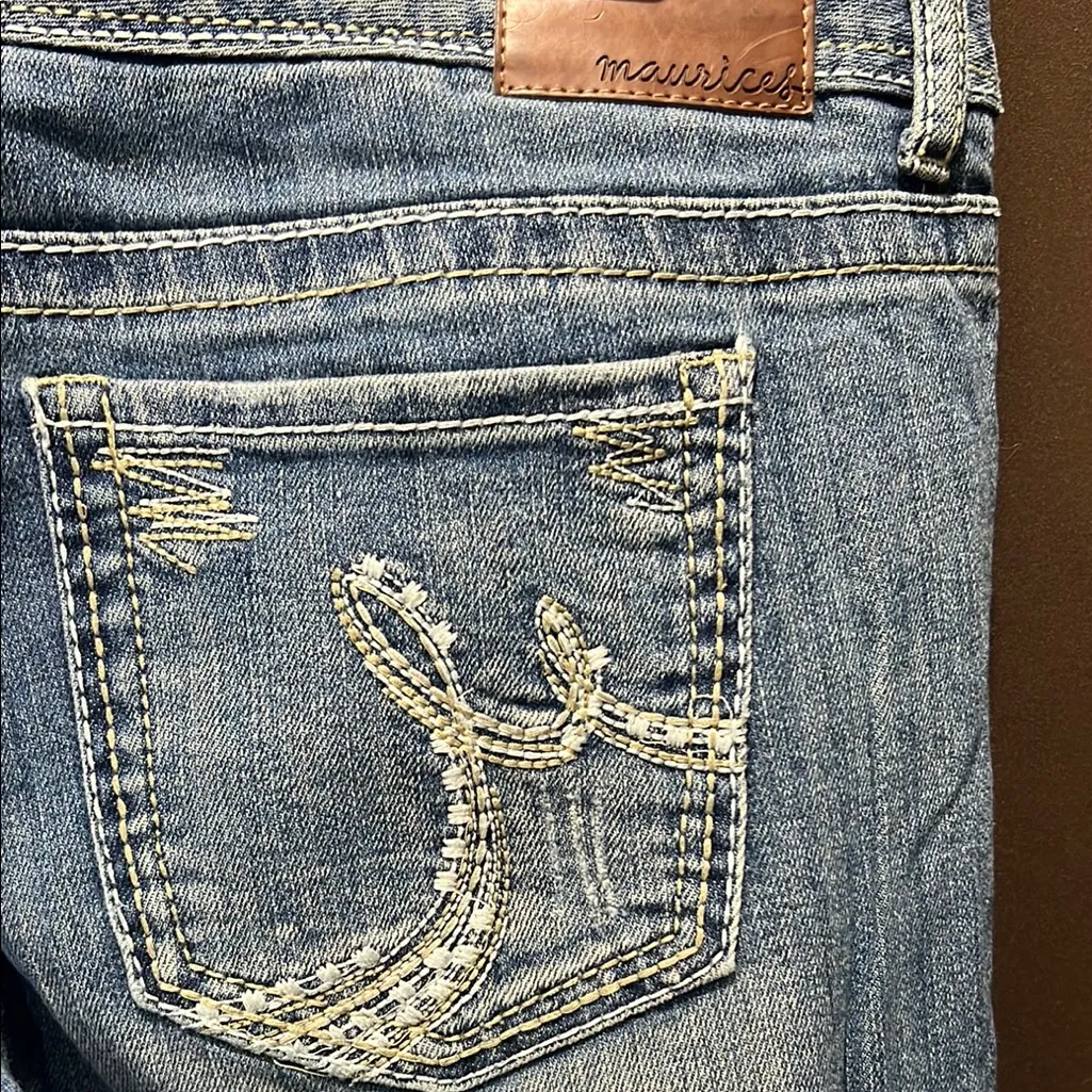 Maurices Blue Boot Cut Jeans with Natural Fading, Size 13/14 - Image 4