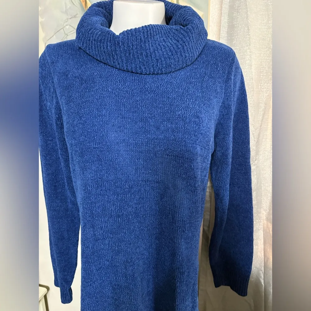 Vintage  woman’s cowl neck sweater - Image 3