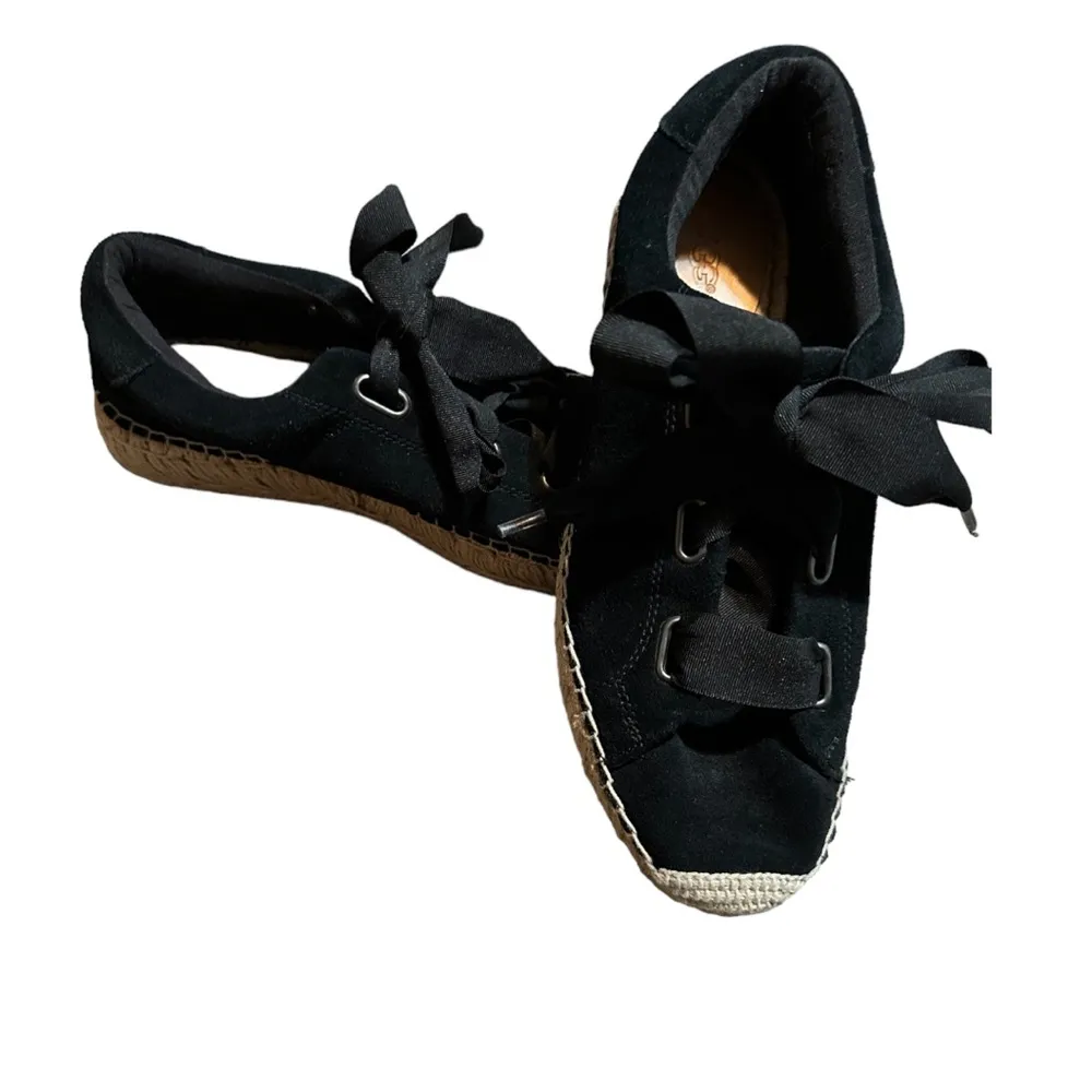 UGG Brianna Espadrille Sneaker Women 9 Black Suede Leather Lace-Up Casual Travel - Image 2