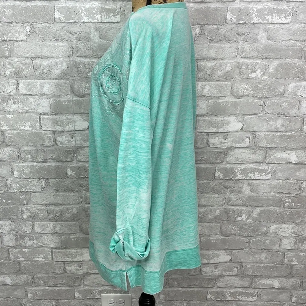 Avenue Lightweight Long Sleeve Top - Image 3