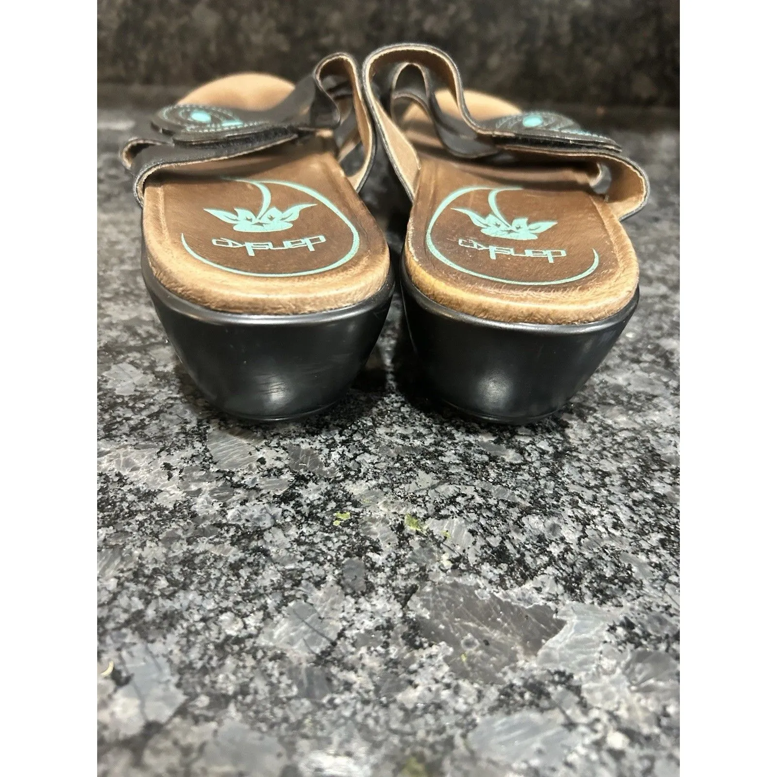 Dansko Clog Slides Sandals Dixie Black leather Size EU 39 US 8.5 Adjustable - Image 3