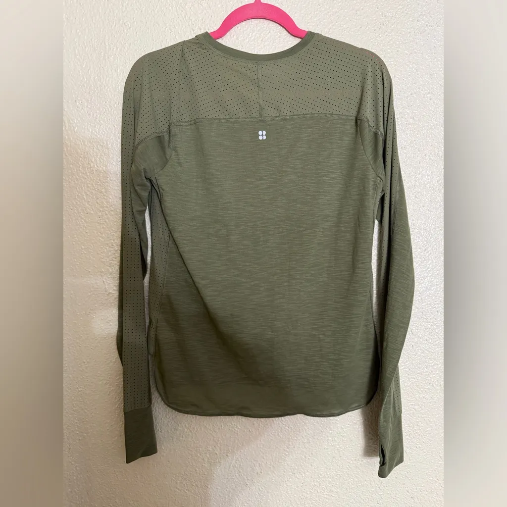 Sweaty Betty Dark Green Long Sleeve breeze running Top size S NWT - Image 4