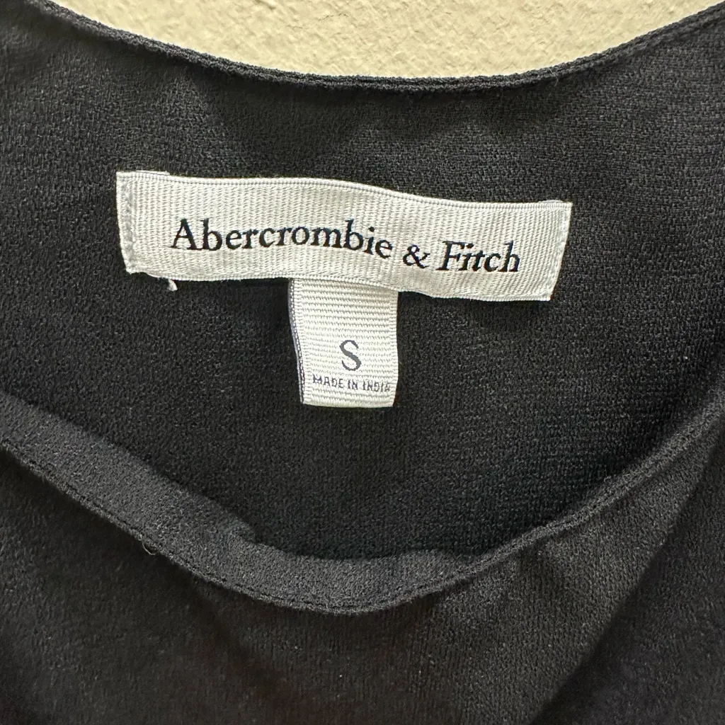 Abercrombie & Fitch Black Dress 16” pit to pit 23” length excellent condition SM - Image 2
