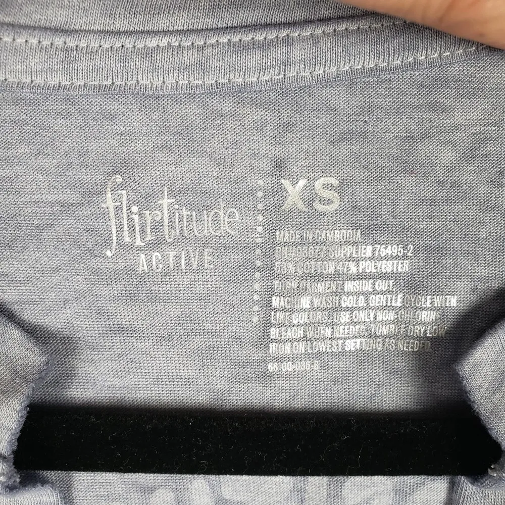 NWT Flirtitude Perfect Dusty Blue Positivity Graphic Crop Tee Women's Size XS - Image 5