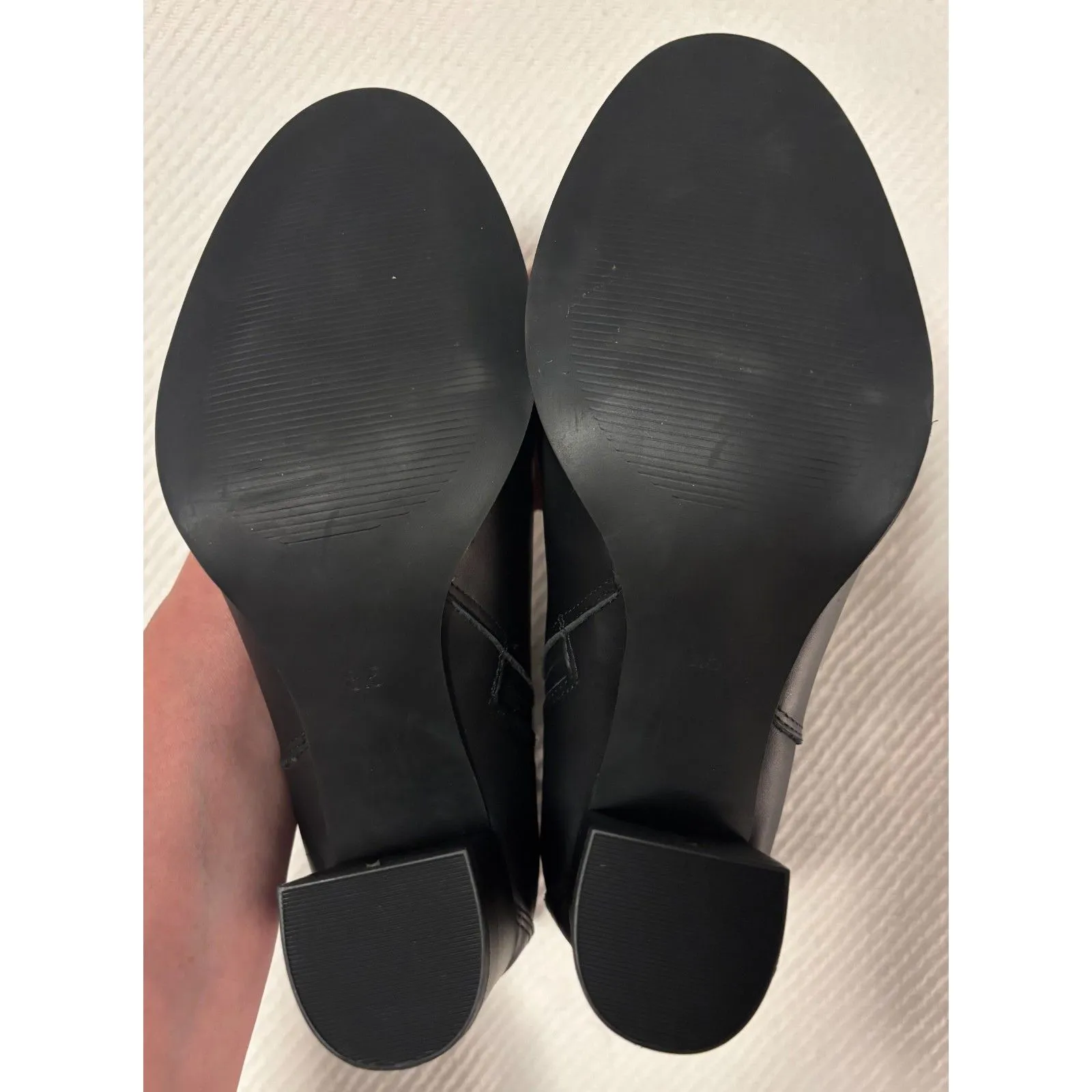 NWT Blondo Giada Waterproof Heeled Leather Boots, Black, Sz. 8.5 - Image 4