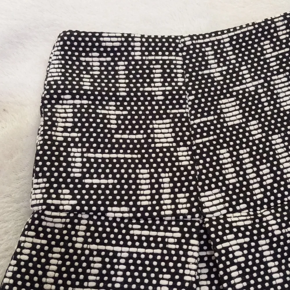 Armani Exchange Black & White Pleated Mini Knit Skirt - Image 4
