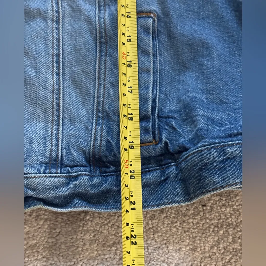 LOFT Denim Trucker Jacket in Light Mid Indigo Wash - Image 8