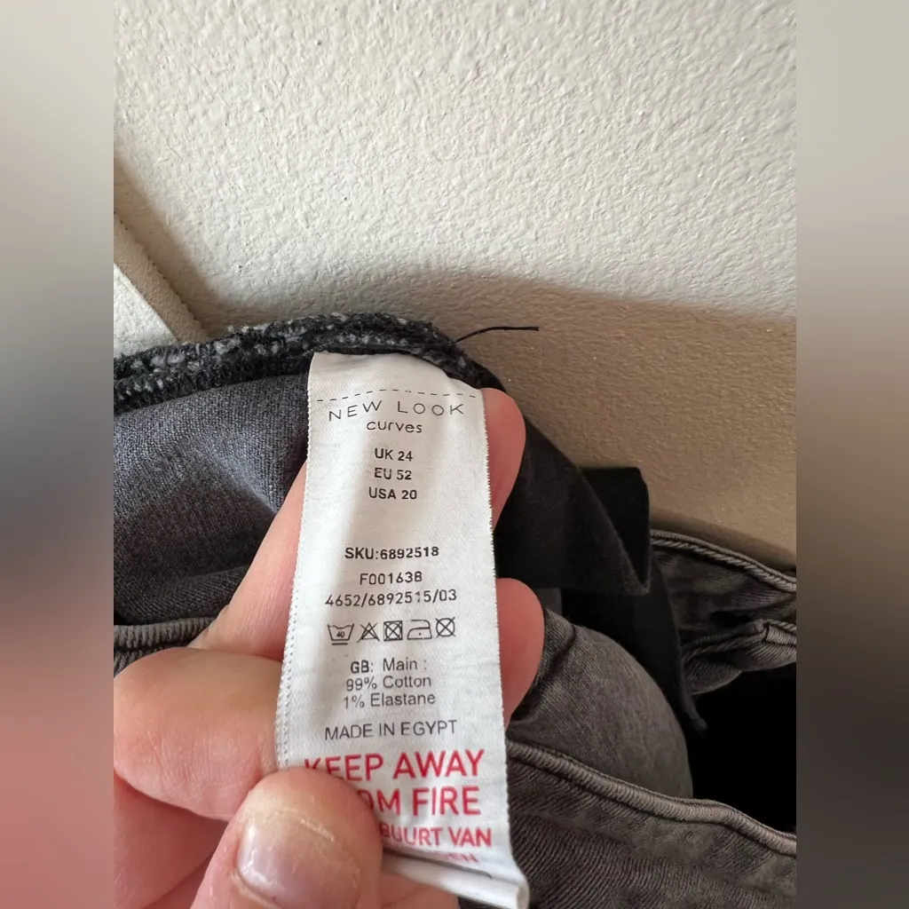 New Look Curves Women’s Black‎ Denim Boyfriend Shorts Plus Size 20 Black - Image 11