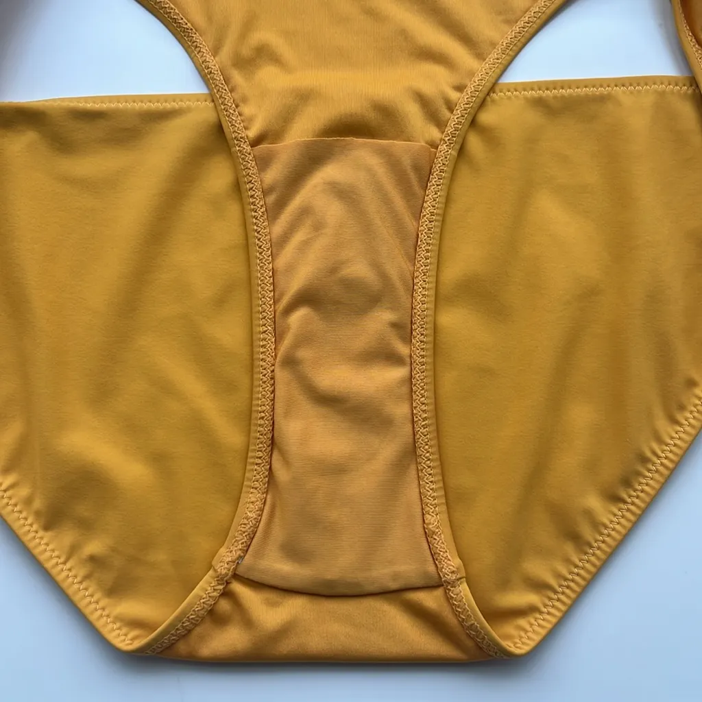 Sweaty Betty Bikini Bottoms in Yellow Women’s Medium 8-10 - Image 5