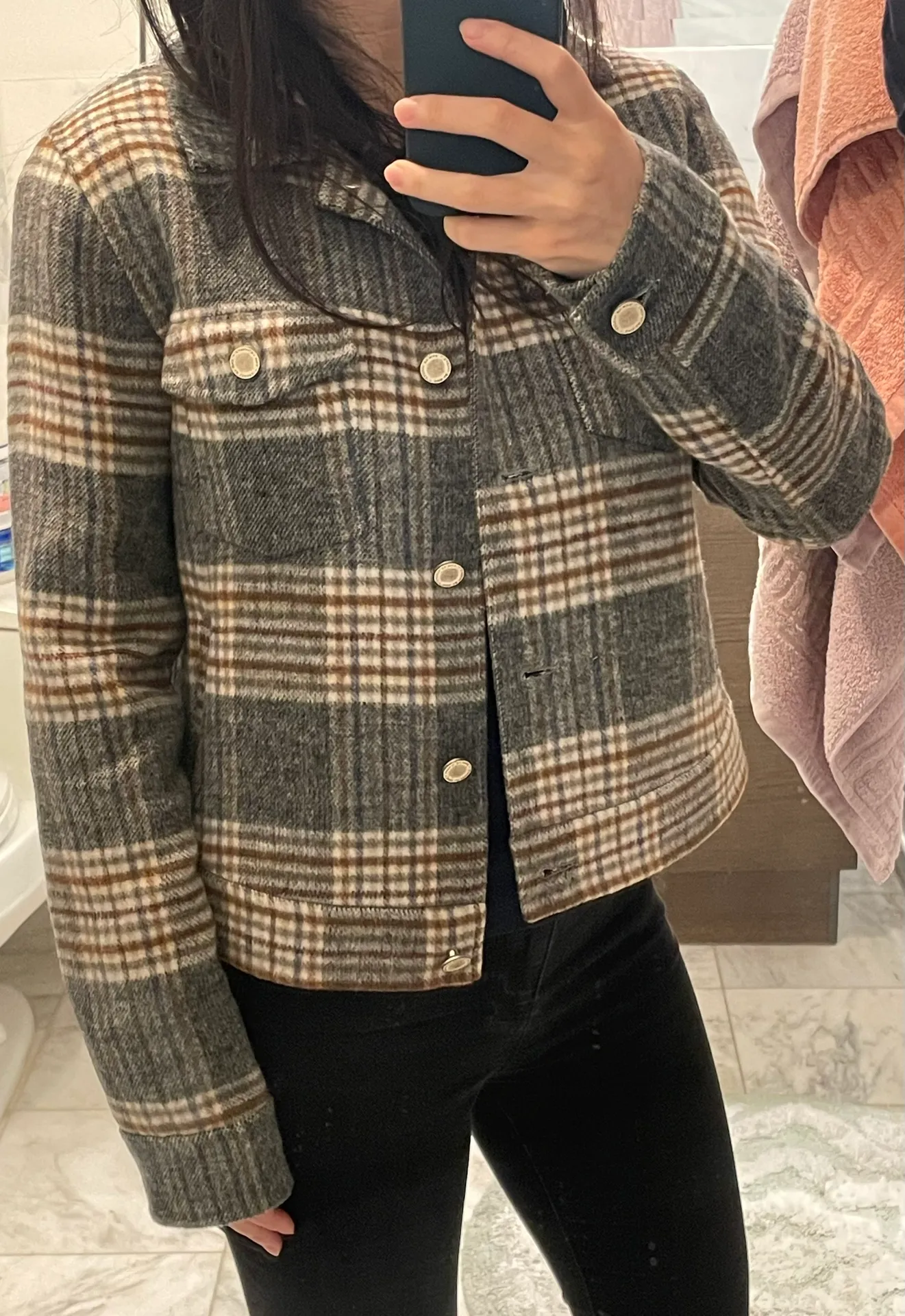 Plaid Cropped Shacket Jacket - Image 5