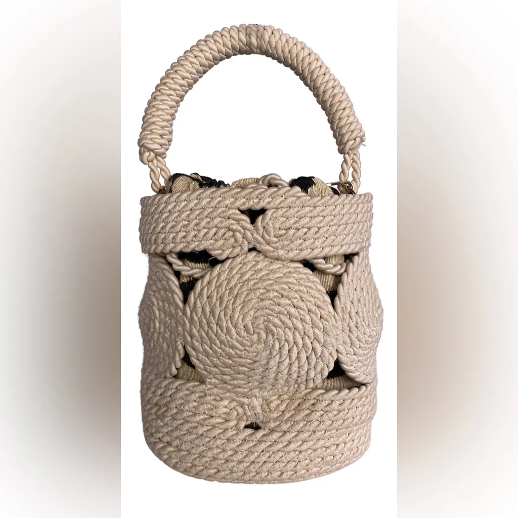 Zara woven raffia bucket bag with top handle - Image 2