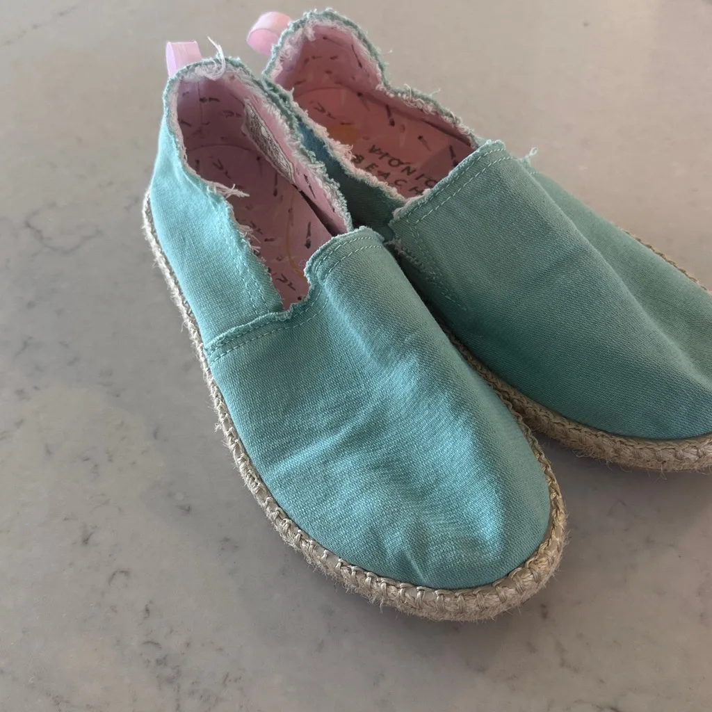 Vionic Beach Teal Espadrille Slip - Image 5