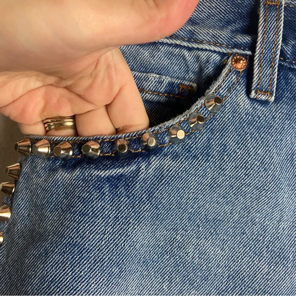 BDG Urban Outfitters Size 28 Girlfriend High Rise Jean Shorts Distressed Studs - Image 7