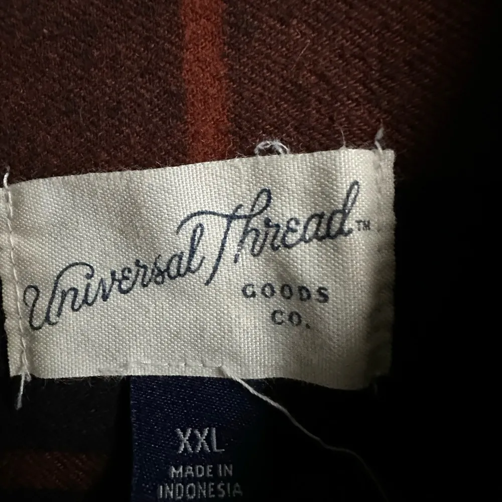 Universal Thread Orange and Black Plaid Button-Up Shirt size XXL - Image 2