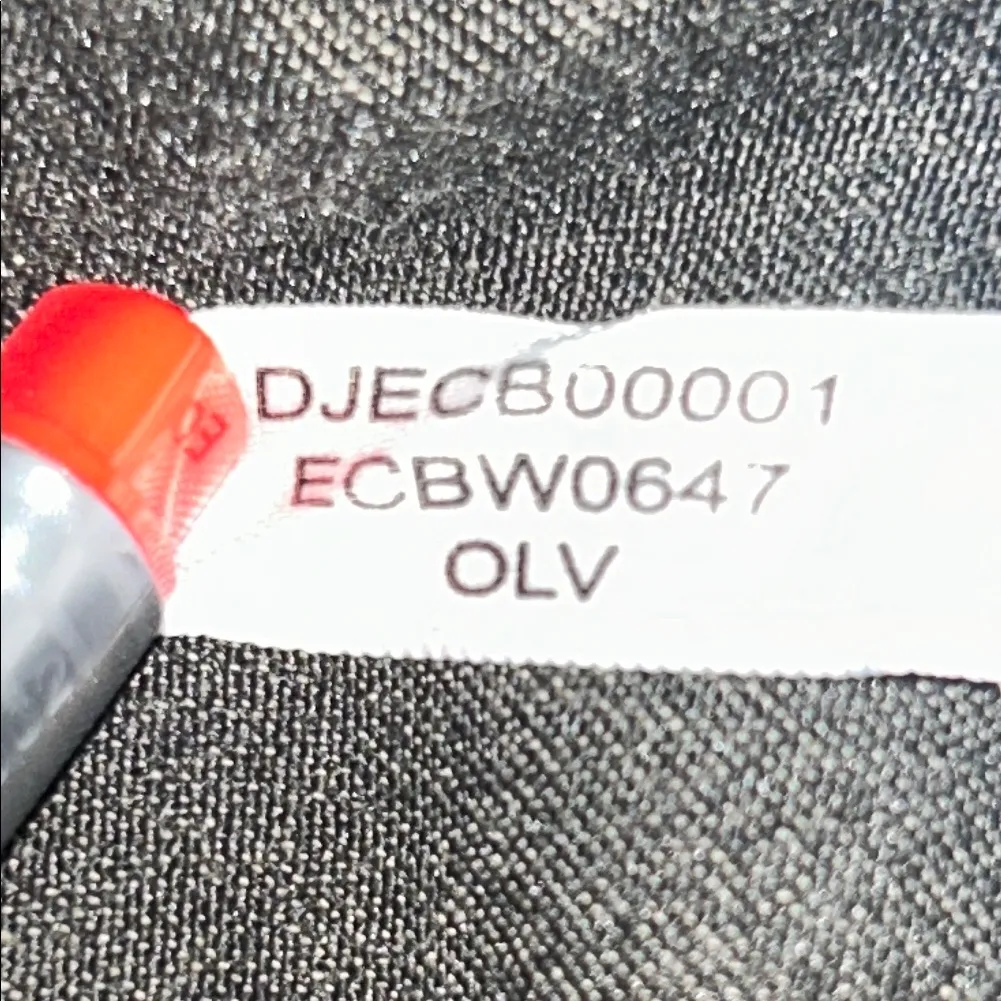 DKNY Khaki Women's Cargo Shorts Green Size L - Image 11