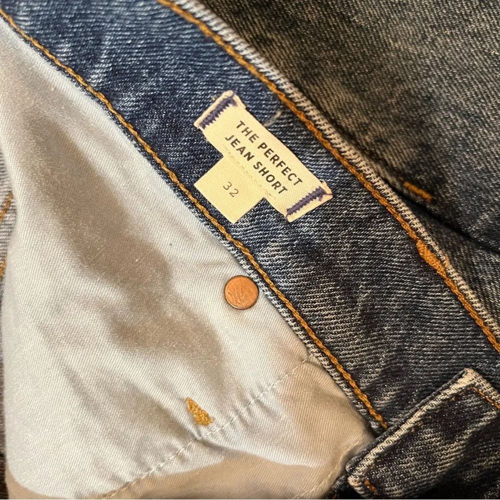 Madewell Perfect Jean Shorts Raw Hem Medium Wash Size 32 - Image 6