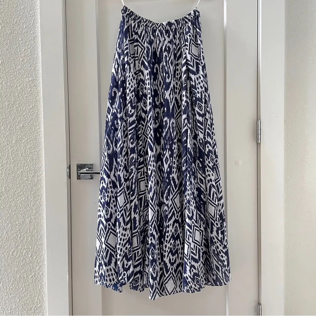 Rebellion Again Full A- Line Maxi Skirt Floral Aztec Ikat Fall Blue Motif S NWT - Image 5