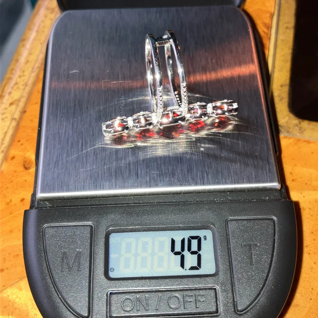 Natural Vermelho Red Garnet Sterling Silver Ring Size 8 - Image 9